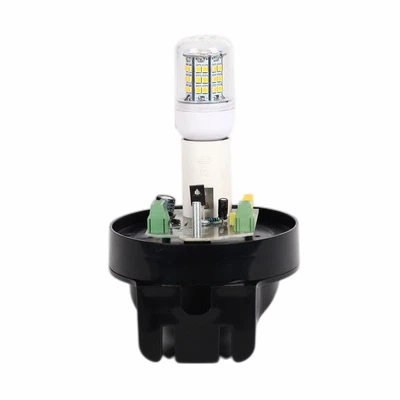 В комплект поставки аксессуаров для открывания дверей входят запасные части?